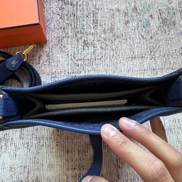 Hermès Evelyne Clemence TPM Bleu Saphir Maurice Leather Bag - Picture 4 of 6